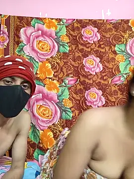 Seducing couple online show from 11.10.25