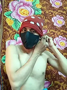 Snapshot of Seducing_couple chatting on 02.05.26 Seducing couple online show from 02.05.26