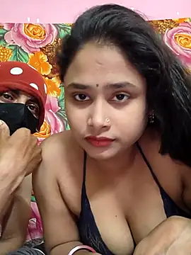 Seducing couple online show from 03.31.26
