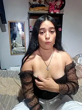 Snapshot of Nathaly78Rober chatting on 10.04.25 Nathaly78Rober online show from 10.04.25