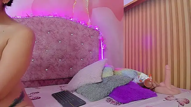 violet taylor  online show from 02.09.26