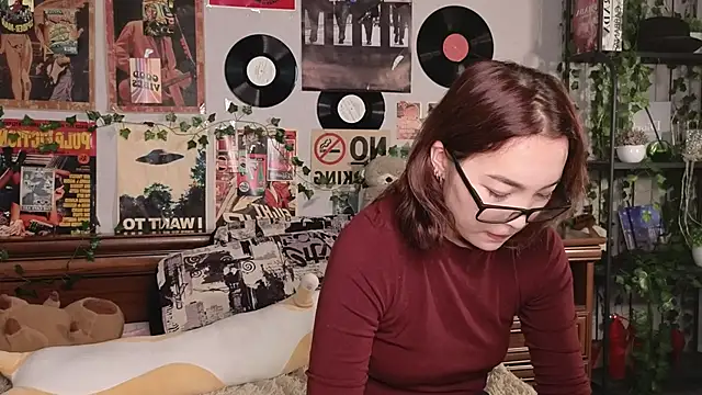 OdetteBiddy online show from 11.09.25