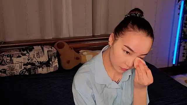 OdetteBiddy online show from 12.21.25