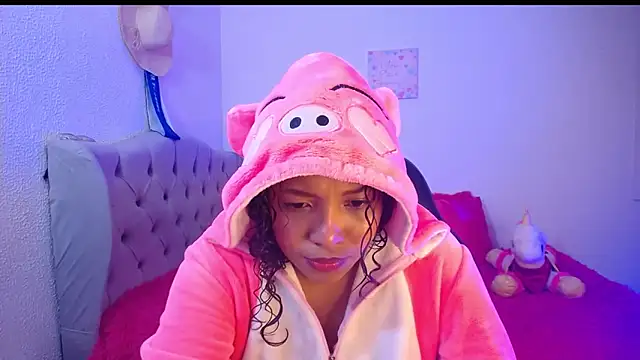 Snapshot of warisg__ chatting on 09.11.25 warisg   online show from 09.11.25