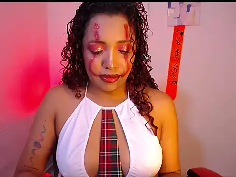 Snapshot of warisg__ chatting on 10.07.25 warisg   online show from 10.07.25