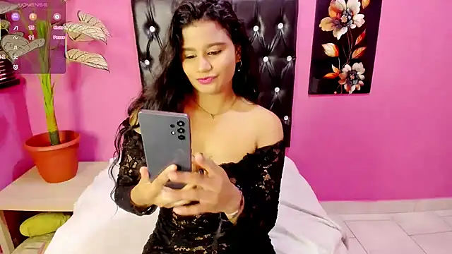 Snapshot of INDIANFLAME chatting on 02.11.26 INDIANFLAME online show from 02.11.26