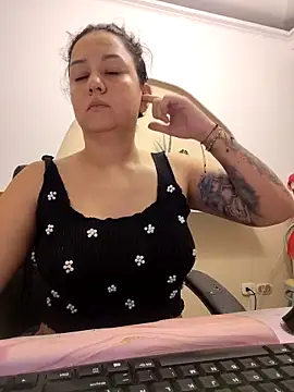 Snapshot of Abbyjoness21 chatting on 11.16.25 Abbyjoness21 online show from 11.16.25