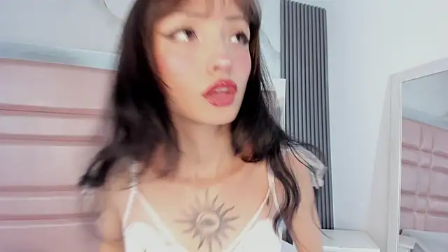 MaddieStark online show from 10.16.25