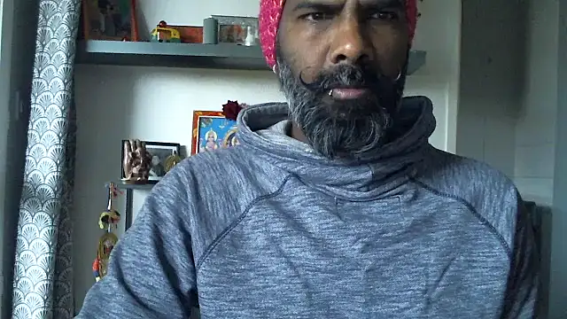 frenchblackc31 online show from 12.20.25