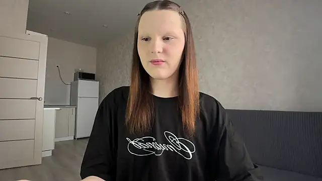 Snapshot of vertul1ana chatting on 06.21.26 vertul1ana online show from 06.21.26
