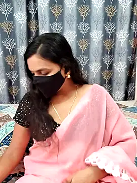Snapshot of Lalitha-1995 chatting on 07.16.26 Lalitha-1995 online show from 07.16.26