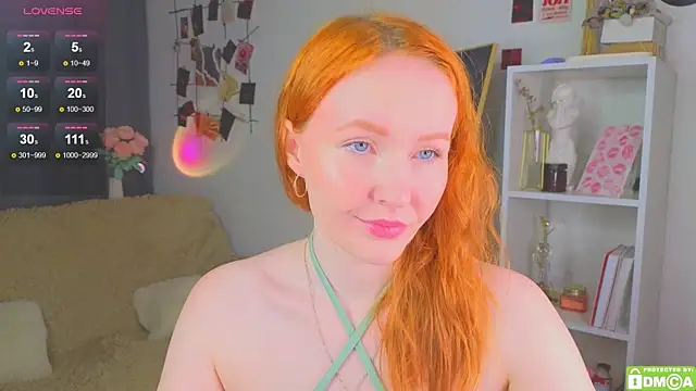 JoyceJones online show from 10.08.25