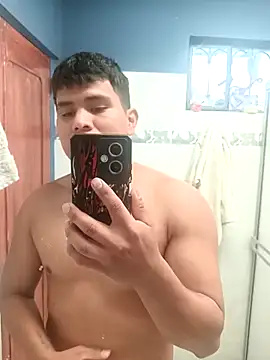 Snapshot of Oscariin96 chatting on 02.01.26 Oscariin96 online show from 02.01.26