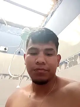 Snapshot of Oscariin96 chatting on 03.03.26 Oscariin96 online show from 03.03.26