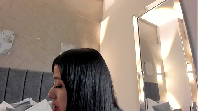 Snapshot of Lunaa_bellaa chatting on 01.05.26 Lunaa bellaa online show from 01.05.26