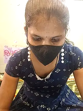 Snapshot of ranisanthutelugu chatting on 02.05.26 ranisanthutelugu online show from 02.05.26