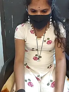 Snapshot of ranisanthutelugu chatting on 02.18.26 ranisanthutelugu online show from 02.18.26