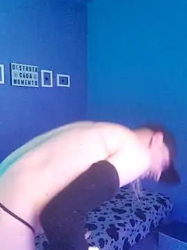 Snapshot of Noty_bcn chatting on 10.12.25 Noty bcn online show from 10.12.25