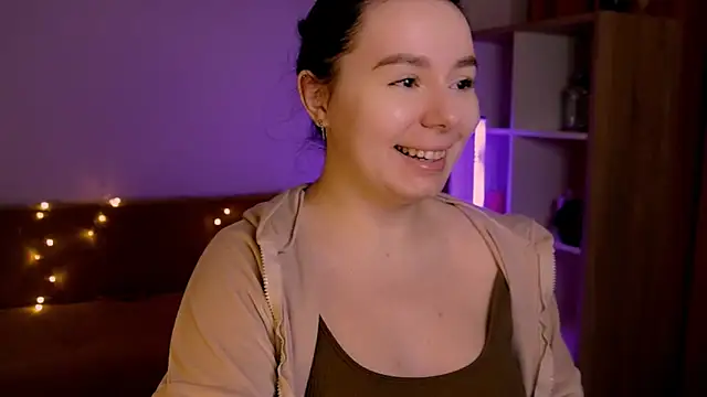 Snapshot of Di_na_Bell chatting on 03.11.26 Di na Bell online show from 03.11.26