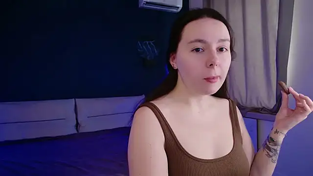 Snapshot of Di_na_Bell chatting on 04.06.26 Di na Bell online show from 04.06.26