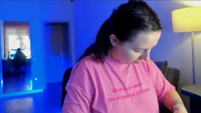 Snapshot of Di_na_Bell chatting on 04.09.26 Di na Bell online show from 04.09.26