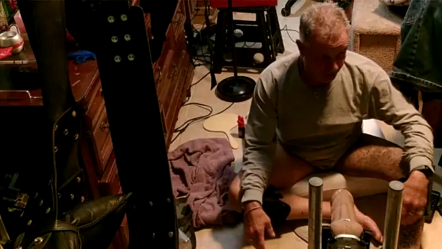 Snapshot of 6mickey9 chatting on 10.17.25 6mickey9 online show from 10.17.25