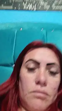 carolinhe  online show from 11.25.25