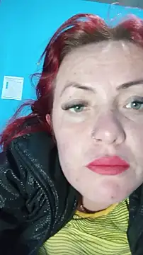 carolinhe  online show from 12.03.25