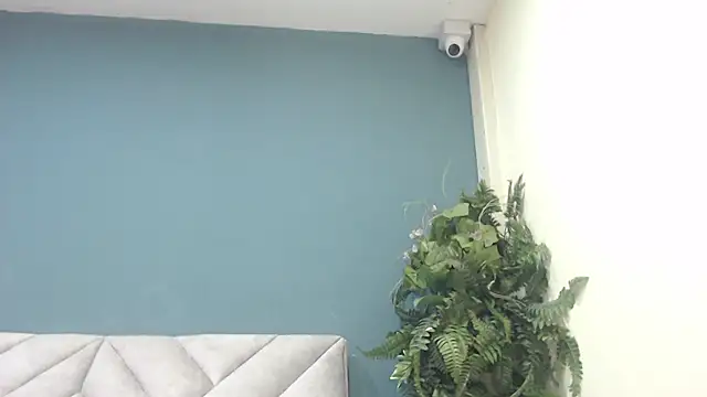 KendraaSimons online show from 09.09.25