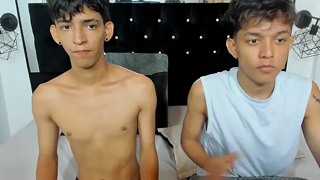 Snapshot of Sebas_cat chatting on 11.13.25 Sebas cat online show from 11.13.25