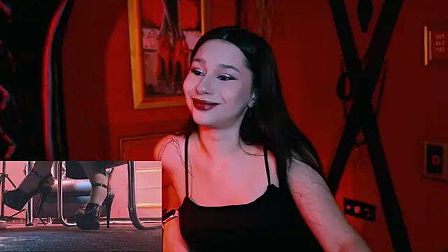 Snapshot of KimClarks_ chatting on 09.24.25 KimClarks  online show from 09.24.25