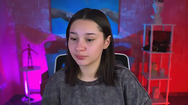 KimClarks  online show from 11.07.25