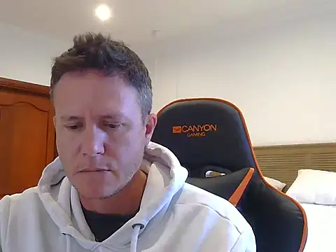 Snapshot of TroyDieselXXX chatting on 05.18.26 TroyDieselXXX online show from 05.18.26