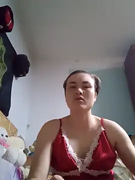 Snapshot of MoonIrene chatting on 10.26.25 MoonIrene online show from 10.26.25