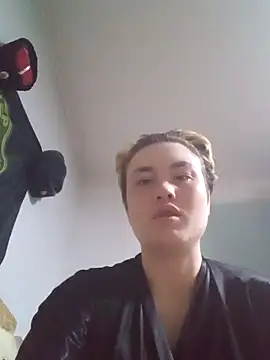 Snapshot of MoonIrene chatting on 10.30.25 MoonIrene online show from 10.30.25