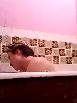 Snapshot of MoonIrene chatting on 12.14.25 MoonIrene online show from 12.14.25