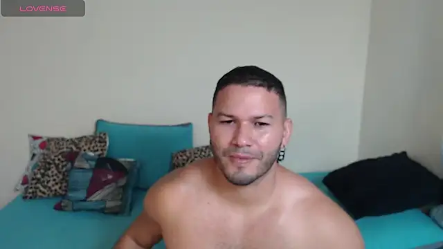 Snapshot of Tim_mz01 chatting on 05.07.26 Tim mz01 online show from 05.07.26