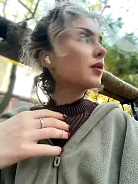 Snapshot of KellyKeler chatting on 11.02.25 KellyKeler online show from 11.02.25