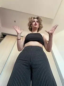 Snapshot of KellyKeler chatting on 02.12.26 KellyKeler online show from 02.12.26