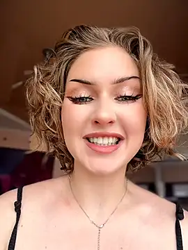 KellyKeler online show from 04.09.26