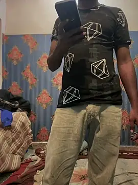 Munny6677 online show from 10.28.25