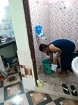 Munny6677 online show from 04.28.26