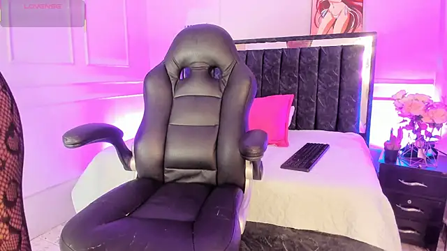 SwettRenata  online show from 01.16.26