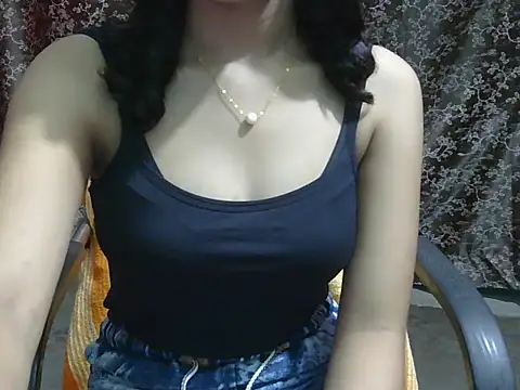Snapshot of lovely_soniya chatting on 07.05.26 lovely soniya online show from 07.05.26