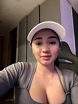 Michelle Zoe online show from 12.19.25