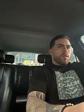 Snapshot of Ades_Lowe chatting on 11.09.25 Ades Lowe online show from 11.09.25