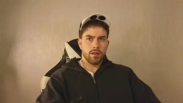 Snapshot of Ades_Lowe chatting on 11.13.25 Ades Lowe online show from 11.13.25