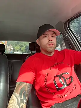 Snapshot of Ades_Lowe chatting on 11.23.25 Ades Lowe online show from 11.23.25