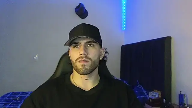 Snapshot of Ades_Lowe chatting on 02.10.26 Ades Lowe online show from 02.10.26