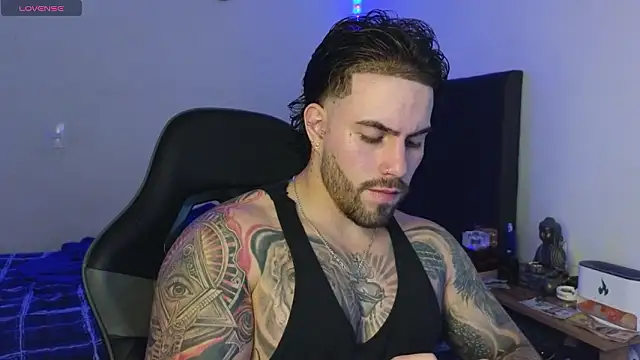 Snapshot of Ades_Lowe chatting on 02.17.26 Ades Lowe online show from 02.17.26